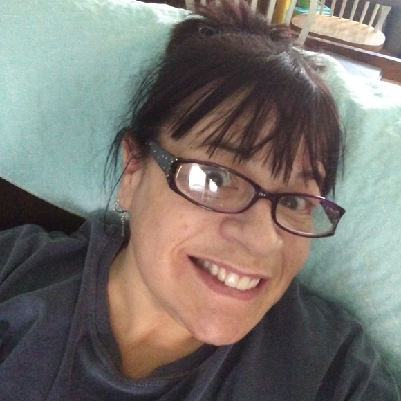 Meet your Posher, Sue - Picture 4 of 7